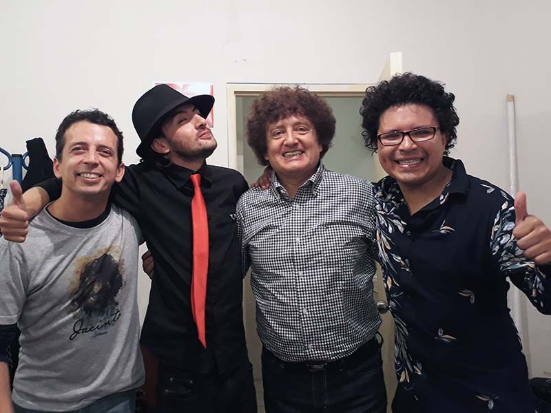 Con amigos