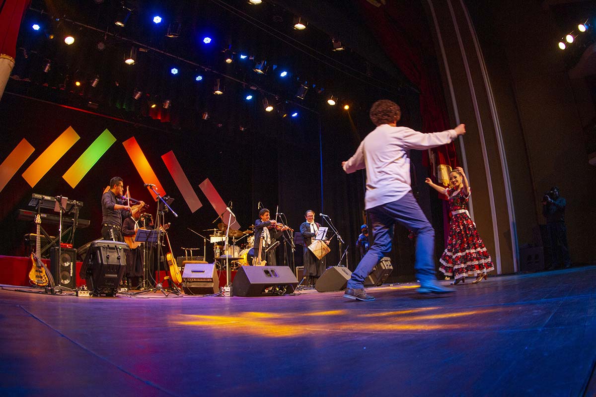 El Papirri en el Teatro Municipal de La Paz